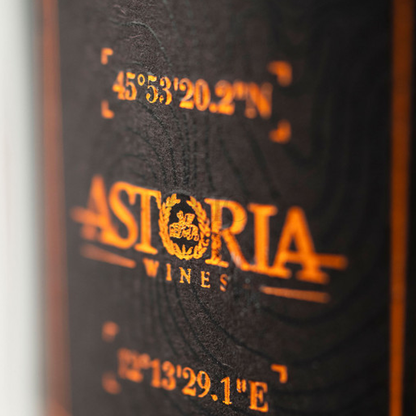 Astoria El Ruden Rosso Veneto IGT lifestyle view